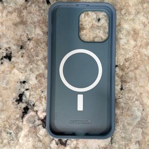 New without box OtterBox Symmetry iPhone 14 Pro Max case MagSafe. Blue